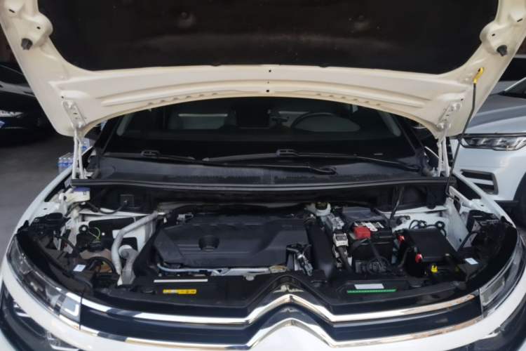 Used Citroen C5 AIRCROSS 2019 360THP Enjoyment Model China VI Standard Engine Bay