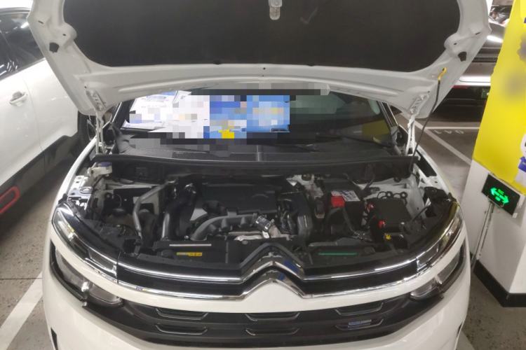 Used Citroen C5 AIRCROSS 2019 350THP Enjoyment Model China V Standard Engine Bay