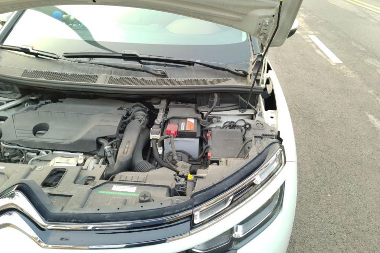 Used Citroen C5 AIRCROSS 2019 360THP Enjoyment Version China VI Standard Engine Bay Left