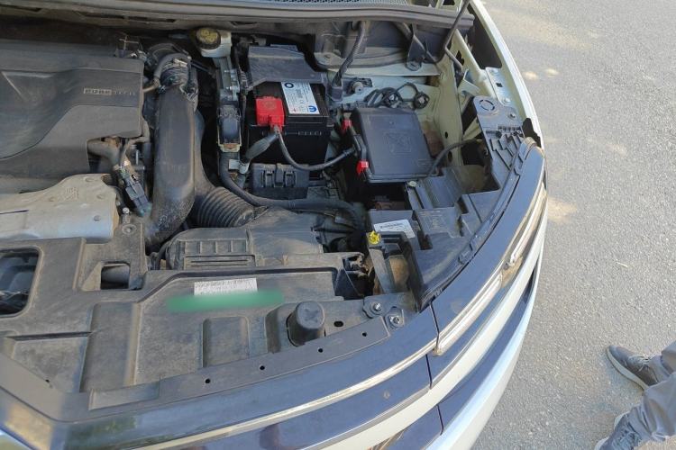 Used Citroen C5 AIRCROSS 2019 400THP Luxury Edition China VI Engine Bay Left
