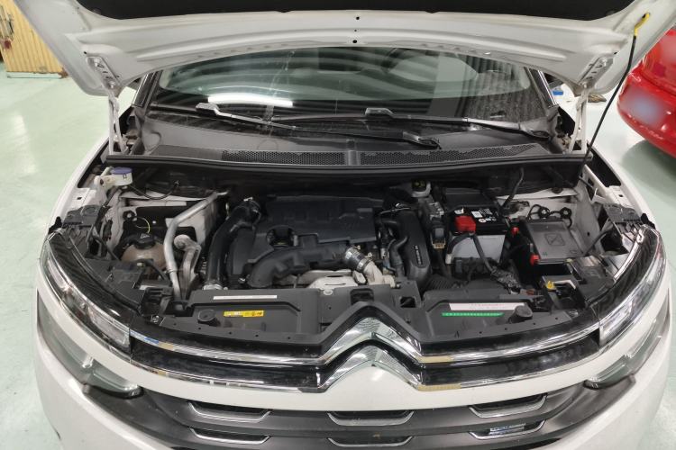 Used Citroen C5 AIRCROSS 2019 350THP Enjoyment Model China V Standard Engine Bay