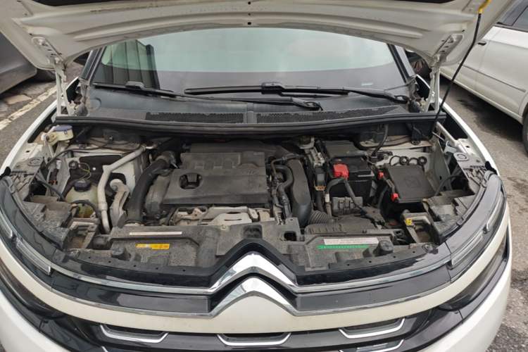 Used Citroen C5 AIRCROSS 2019 380THP Flagship Version China V Standard Engine Bay