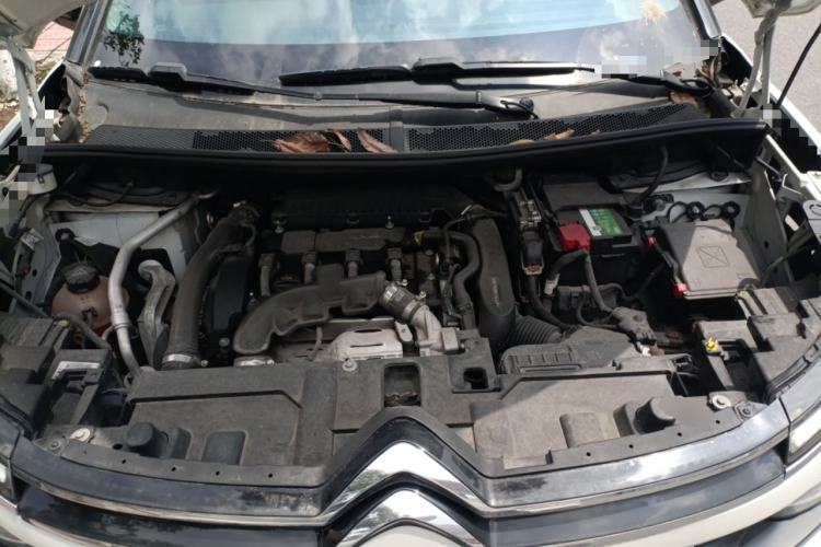 Used Citroen C5 AIRCROSS 2019 350THP Enjoyment Model China V Standard Engine Bay