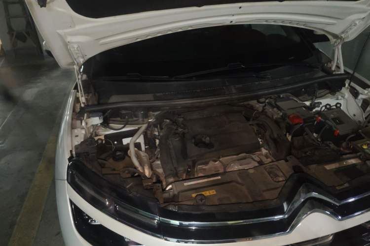 Used Citroen C5 AIRCROSS 2019 380THP Luxury Model China V Standard Engine Bay Right