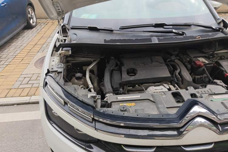 Used Citroen C5 AIRCROSS 2019 380THP Flagship Version China V Standard Engine Bay Right