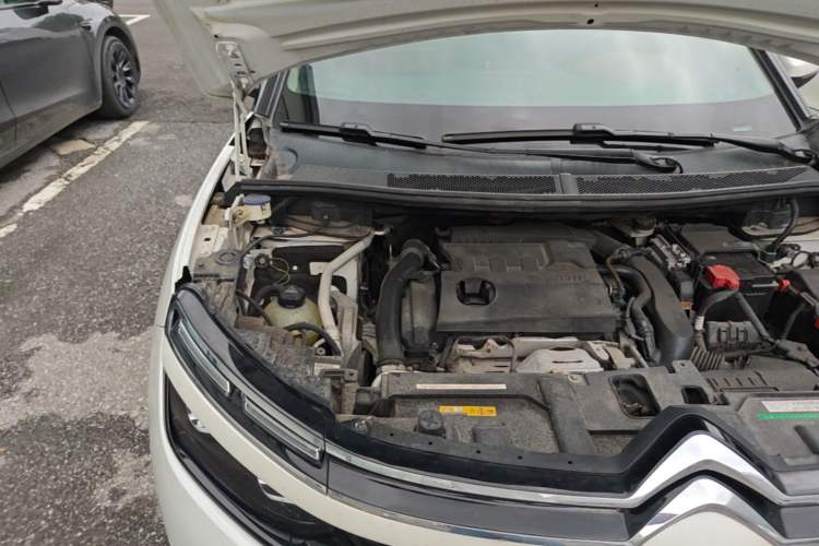 Used Citroen C5 AIRCROSS 2019 380THP Flagship Version China V Standard Engine Bay Right