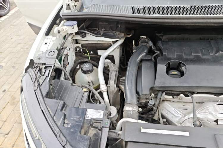 Used Citroen C5 AIRCROSS 2019 380THP Flagship Version China V Standard Engine Bay Right
