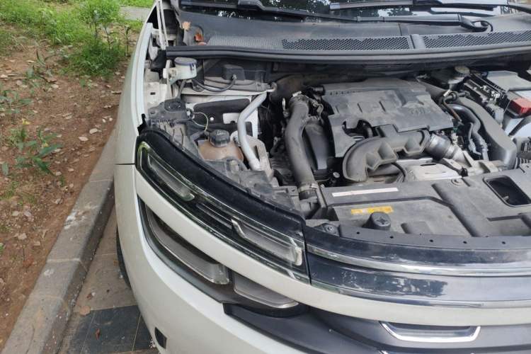 Used Citroen C5 AIRCROSS 2019 350THP Enjoyment Model China V Standard Engine Bay Right