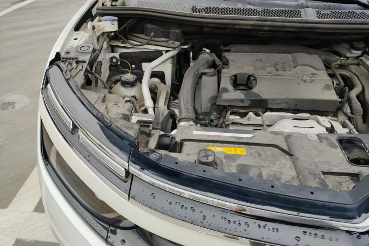 Used Citroen C5 AIRCROSS 2019 380THP Luxury Model China V Standard Engine Bay Right
