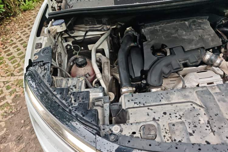 Used Citroen C5 AIRCROSS 2019 350THP Enjoyment Model China V Standard Engine Bay Right