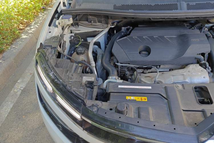 Used Citroen C5 AIRCROSS 2019 400THP Luxury Edition China VI Engine Bay Right