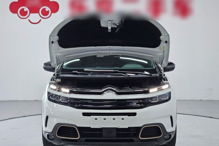 Used Citroen C5 AIRCROSS 2019 360THP Enjoyment Model China VI Standard Engine Bay