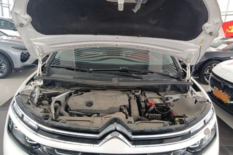 Used Citroen C5 AIRCROSS 2019 400THP Luxury Edition China VI Engine Bay