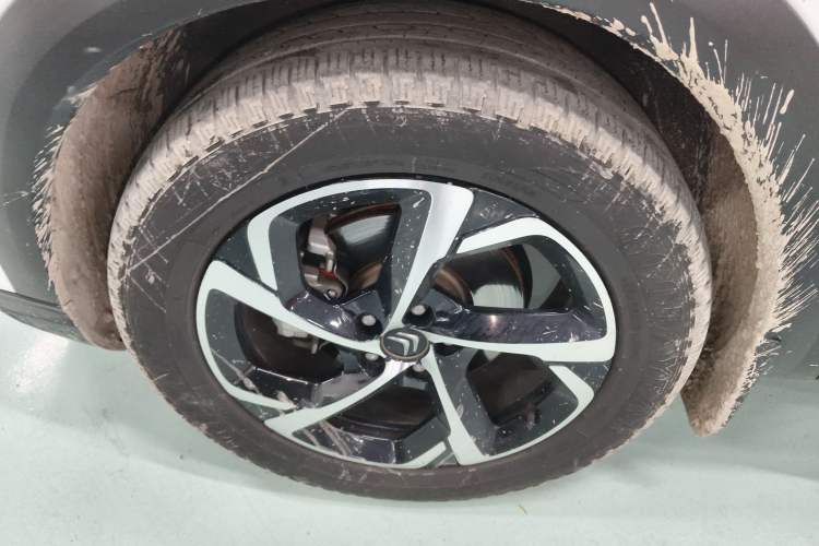 Used Citroen C5 AIRCROSS 2019 350THP Enjoyment Model China V Standard Exterior 4