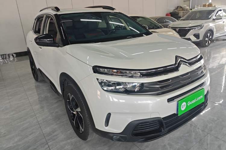Used Citroen C5 AIRCROSS 2019 360THP Enjoyment Version China VI Standard Front Right 45 Deg