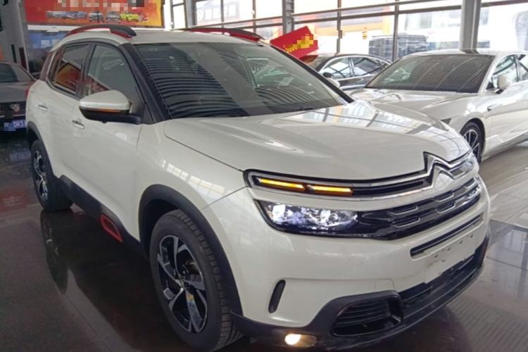 Used Citroen C5 AIRCROSS 2019 400THP Luxury Edition China VI Front Right 45 Deg