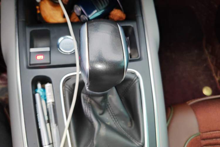 Used Citroen C5 AIRCROSS 2019 360THP Enjoyment Model China VI Standard Gear Lever
