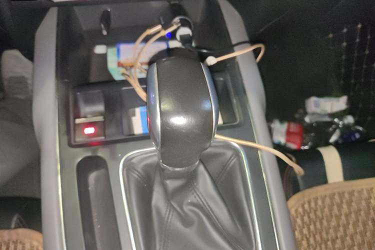 Used Citroen C5 AIRCROSS 2019 350THP Comfort Edition China V standard Gear Lever