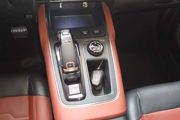Used Citroen C5 AIRCROSS 2019 380THP Luxury Model China V Standard Gear Lever