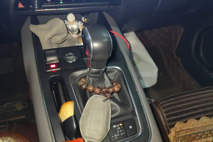 Used Citroen C5 AIRCROSS 2019 350THP Enjoyment Model China V Standard Gear Lever