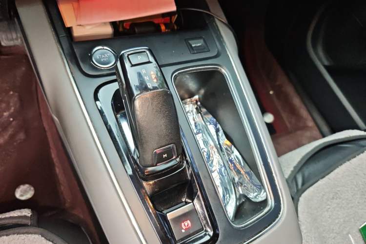Used Citroen C5 AIRCROSS 2019 350THP Enjoyment Model China V Standard Gear Lever