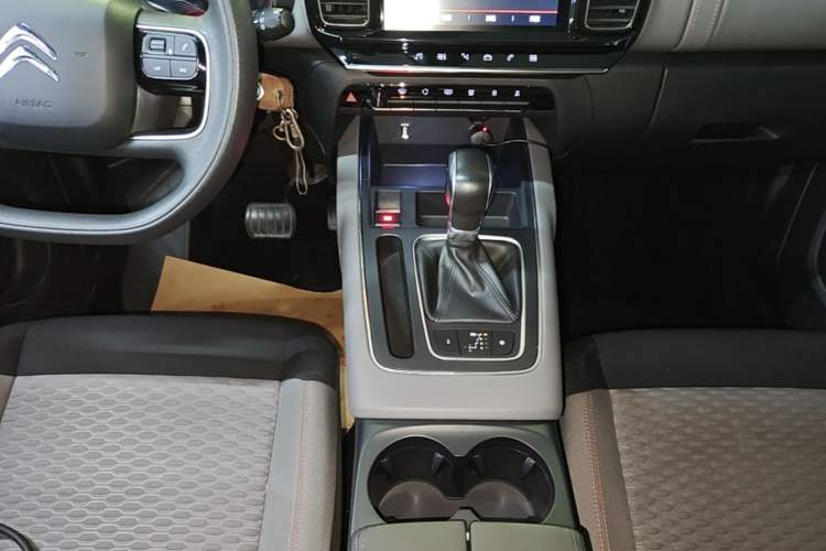 Used Citroen C5 AIRCROSS 2019 350THP Comfort Edition China V standard Gear Lever