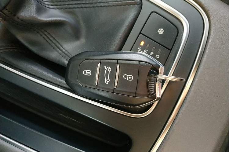 Used Citroen C5 AIRCROSS 2019 350THP Enjoyment Model China V Standard Interior 1