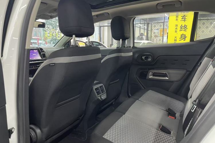 Used Citroen C5 AIRCROSS 2019 350THP Comfort Edition China V standard Interior 2
