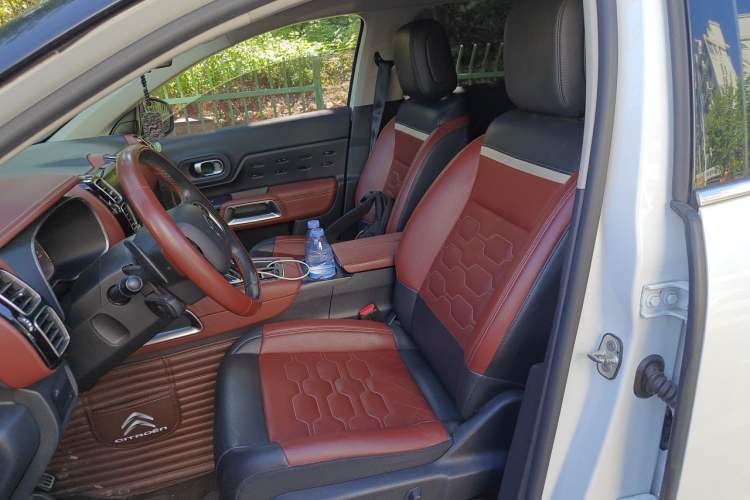 Used Citroen C5 AIRCROSS 2019 400THP Luxury Edition China VI Left Front Seat