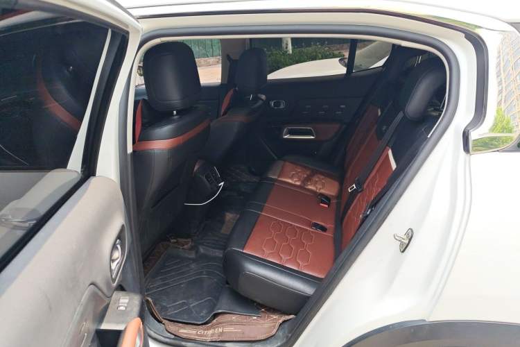 Used Citroen C5 AIRCROSS 2019 400THP Luxury Edition China VI Left Rear Seat