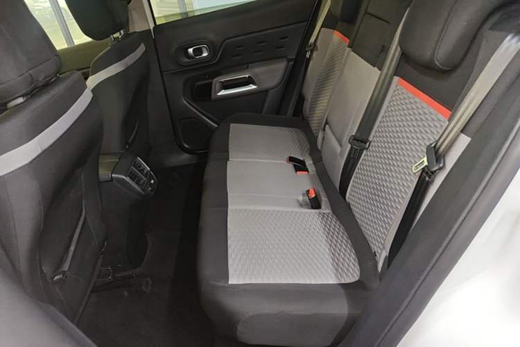 Used Citroen C5 AIRCROSS 2019 350THP Comfort Edition China V standard Left Rear Seat
