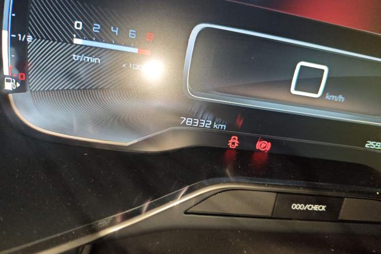 Used Citroen C5 AIRCROSS 2019 380THP Luxury Model China V Standard Odometer Close Up