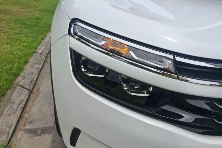 Used Citroen C5 AIRCROSS 2019 360THP ORIGINS Centennial Deluxe Edition China VI Standard Right Front Headlight