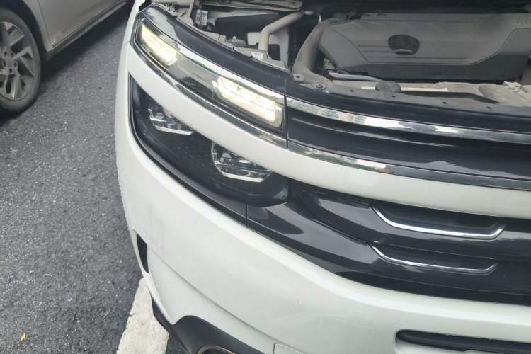 Used Citroen C5 AIRCROSS 2019 360THP Enjoyment Model China VI Standard Right Front Headlight