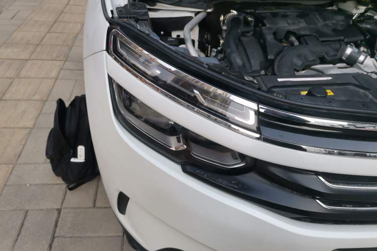 Used Citroen C5 AIRCROSS 2019 350THP Enjoyment Model China V Standard Right Front Headlight