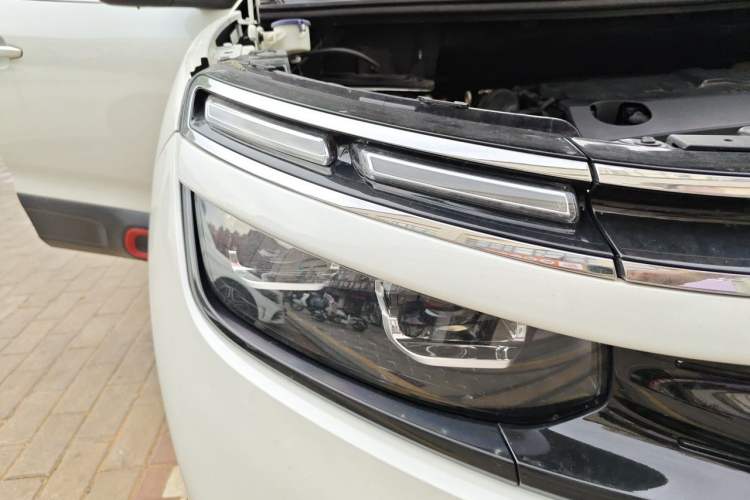 Used Citroen C5 AIRCROSS 2019 380THP Flagship Version China V Standard Right Front Headlight