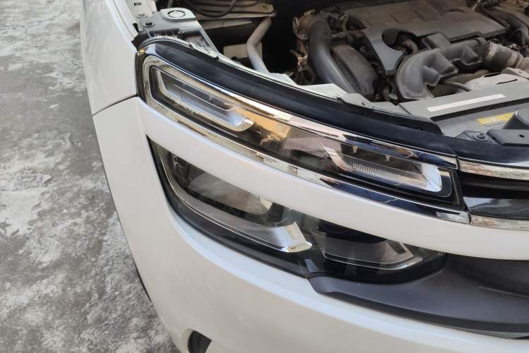 Used Citroen C5 AIRCROSS 2019 350THP Enjoyment Model China V Standard Right Front Headlight