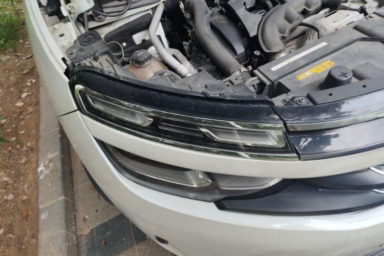 Used Citroen C5 AIRCROSS 2019 350THP Enjoyment Model China V Standard Right Front Headlight