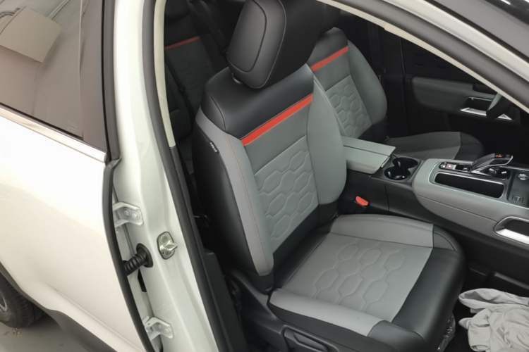 Used Citroen C5 AIRCROSS 2019 360THP Enjoyment Model China VI Standard Right Front Seat