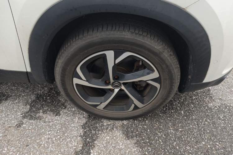 Used Citroen C5 AIRCROSS 2019 380THP Flagship Version China V Standard Right Front Wheel Hub