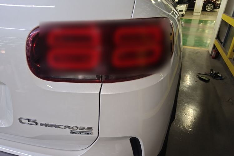 Used Citroen C5 AIRCROSS 2019 350THP Comfort Edition China V standard Right Rear Taillight