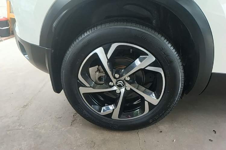 Used Citroen C5 AIRCROSS 2019 380THP Luxury Model China V Standard Right Rear Wheel Hub