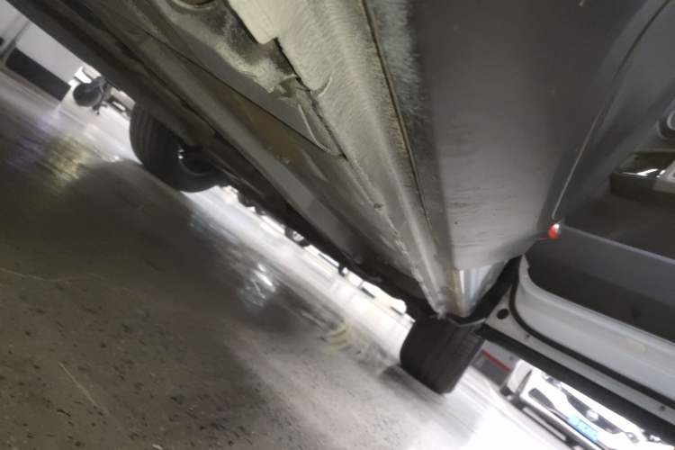 Used Citroen C5 AIRCROSS 2019 350THP Enjoyment Model China V Standard Right Side Sill