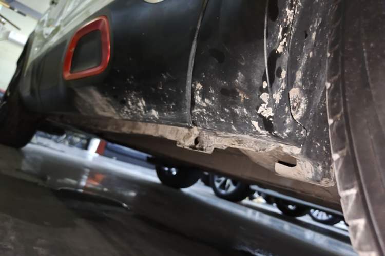 Used Citroen C5 AIRCROSS 2019 350THP Comfort Edition China V standard Right Side Sill