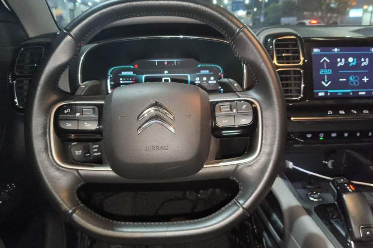 Used Citroen C5 AIRCROSS 2019 350THP Enjoyment Model China V Standard Steering Wheel