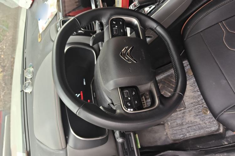 Used Citroen C5 AIRCROSS 2019 350THP Enjoyment Model China V Standard Steering Wheel