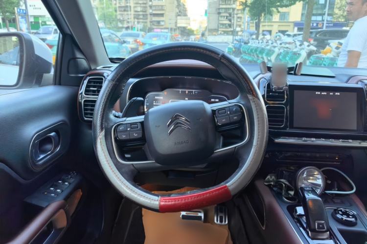 Used Citroen C5 AIRCROSS 2019 380THP Luxury Model China V Standard Steering Wheel