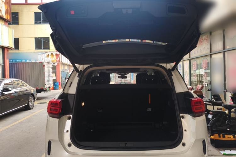 Used Citroen C5 AIRCROSS 2019 380THP Luxury Model China V Standard Trunk