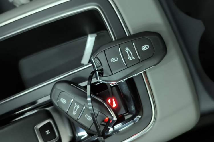 Used Citroen C5 AIRCROSS 2019 360THP Enjoyment Model China VI Standard Vehicle Key