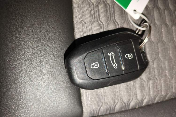 Used Citroen C5 AIRCROSS 2019 350THP Enjoyment Model China V Standard Vehicle Key